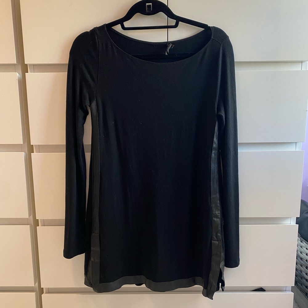 Donna Karan New York black tunic with Leather Trim